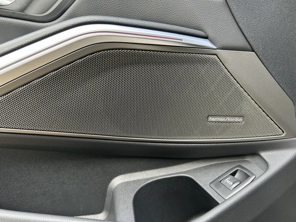 2023 BMW 318i Touring M Sport, 13/30