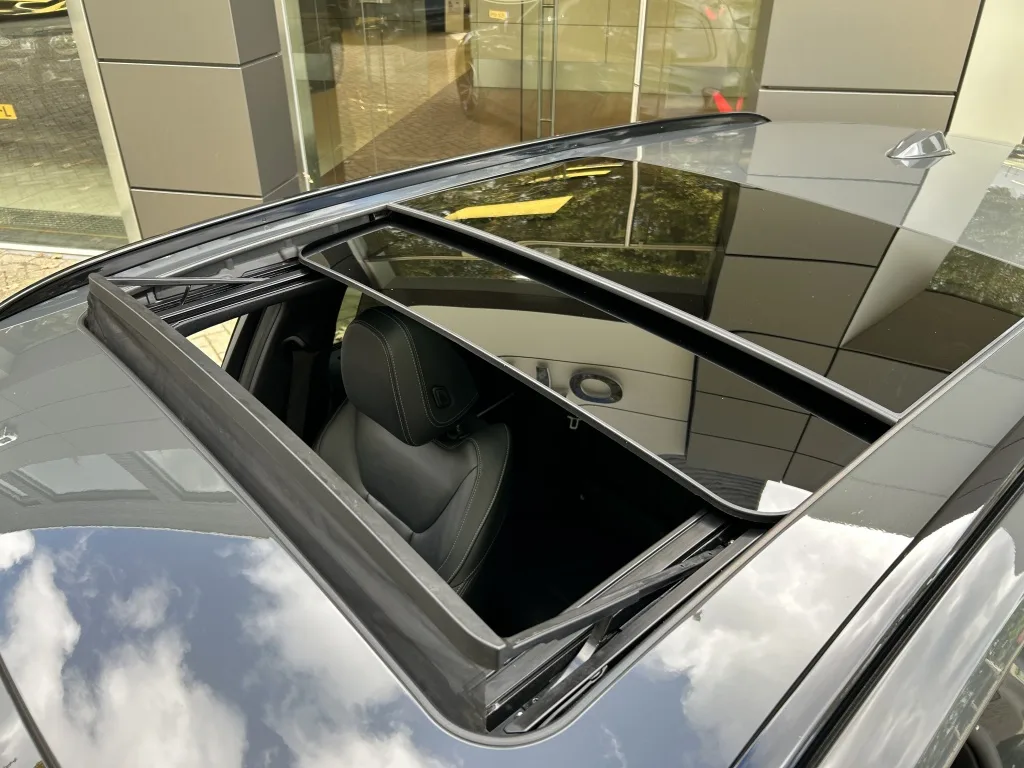 2023 BMW 318i Touring M Sport, 19/30
