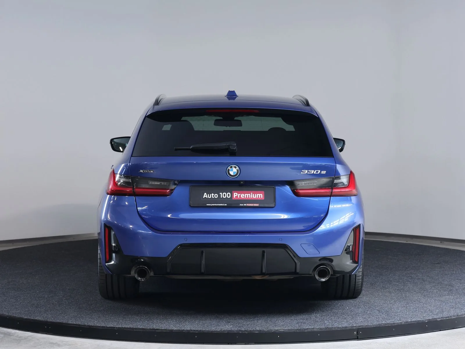 2023 BMW 330e xDrive Touring, M Sport, 8/24