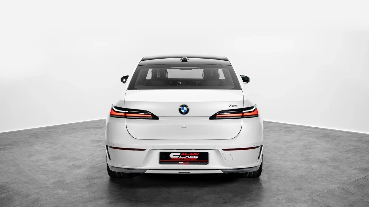 2023 BMW 735i, 5/30