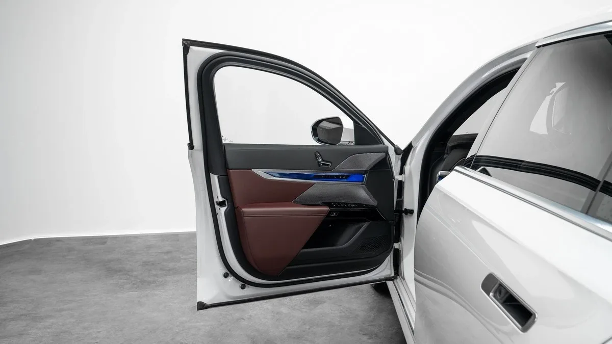 2023 BMW 735i, 11/30