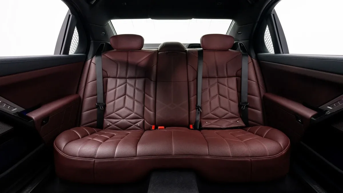 2023 BMW 735i, 27/30