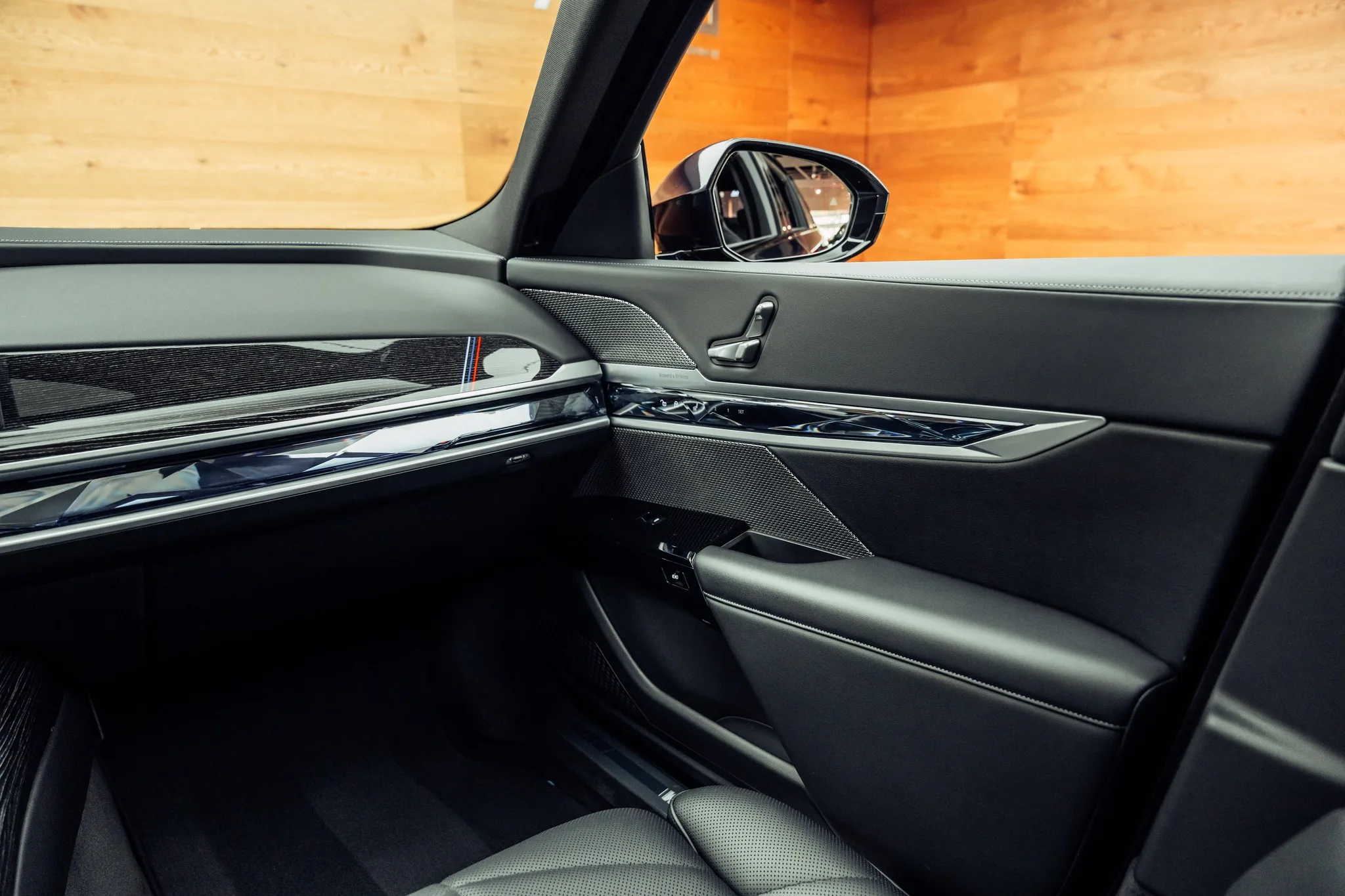 2023 BMW 740d, 13/26