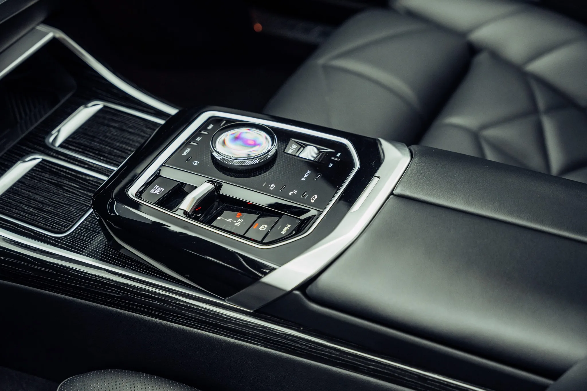 2023 BMW 740d, 14/26