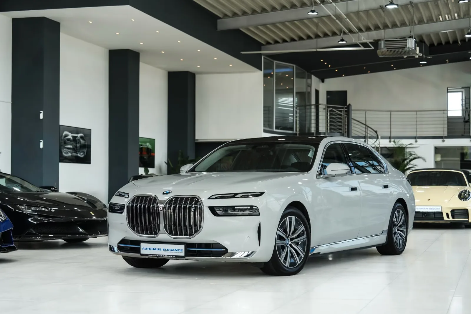 2023 BMW i7 xDrive60 Pure Excellence angeboten von einem Fachhändler in Köln, Deutschland, Hauptfoto