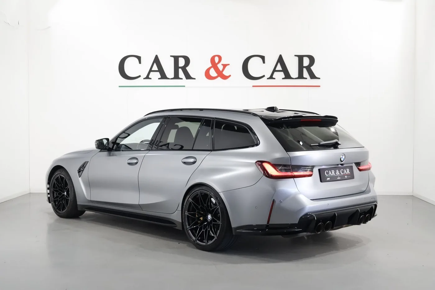 2023 BMW M3 Competition xDrive, Touring angeboten von einem Supersportwagenhändler in Zibido San Giacomo, Italien, Foto 2 von 24
