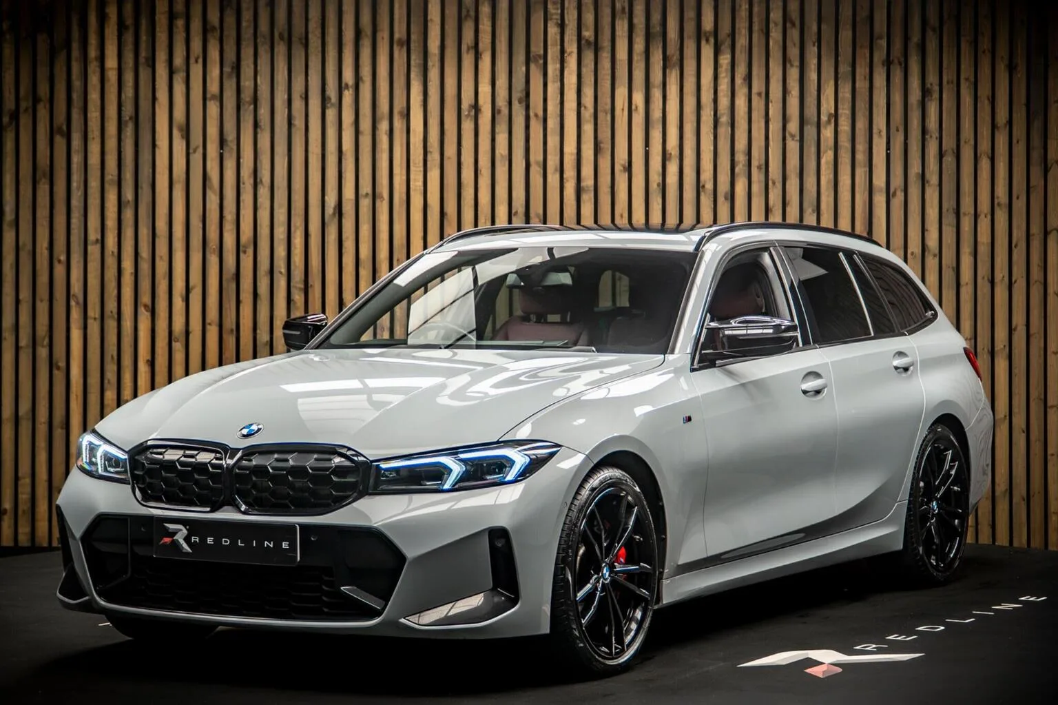 2023 BMW M340d xDrive Touring offered by a specialist dealer in Knaresborough, United Kingdom, main photo