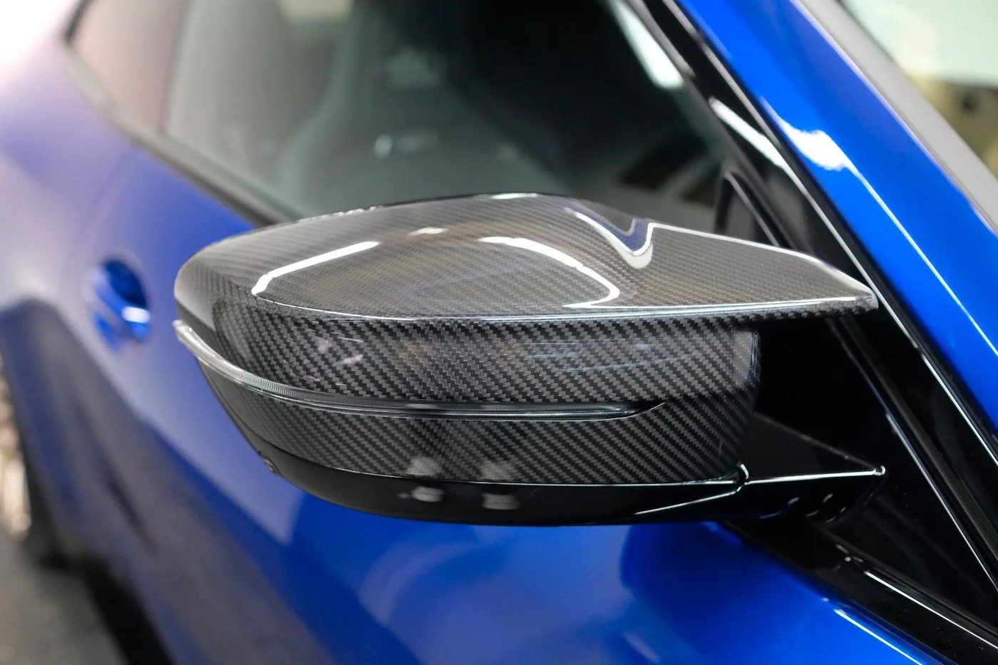 2023 BMW M4 Competition offered by a specialist dealer in Nuremberg, Germany, photo 11 of 15