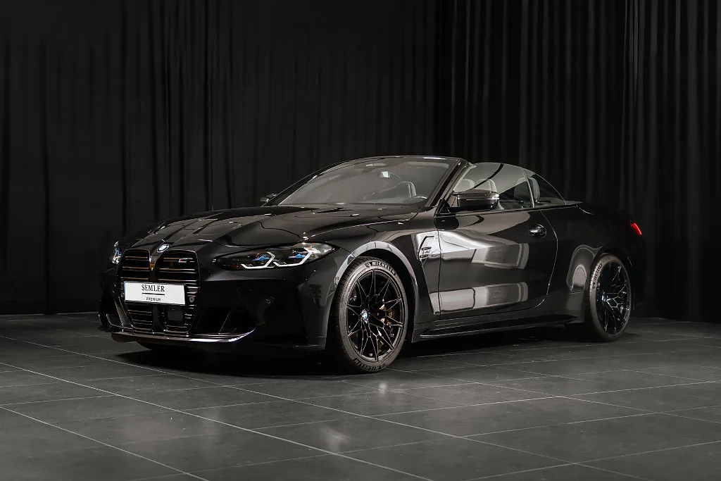 2023 BMW M4 Competition offered by an authorised dealer in Arlöv, Sweden, main photo