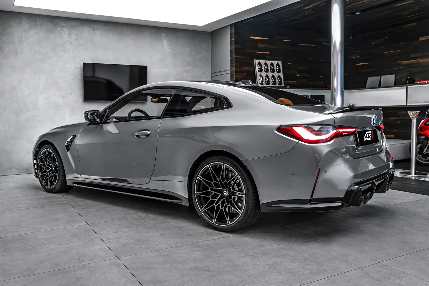2023 BMW M4 Competition xDrive, Coupé angeboten von einem Fachhändler in Ostrava, Tschechien, Foto 7 von 15