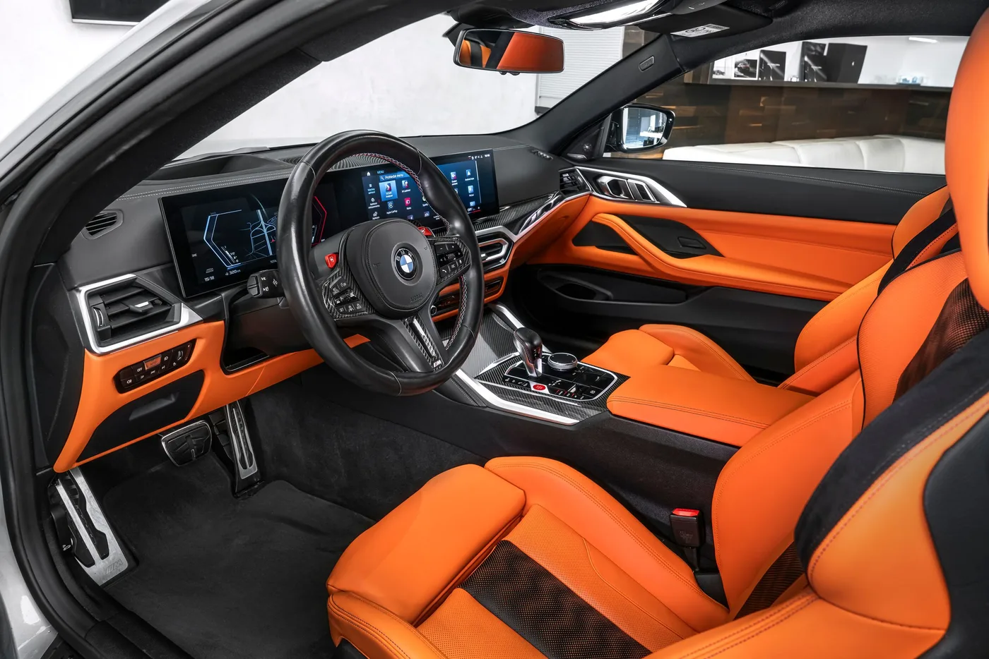 2023 BMW M4 Competition xDrive, Coupé angeboten von einem Fachhändler in Ostrava, Tschechien, Foto 14 von 15