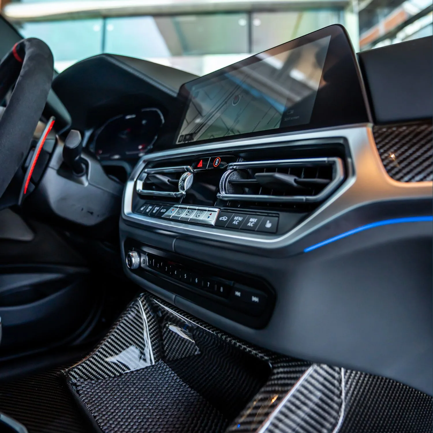2023 BMW M4 CSL offered by a specialist dealer in Dubai, United Arab Emirates, photo 11 of 30