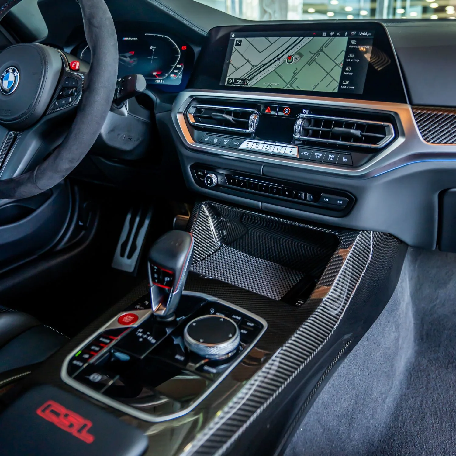 2023 BMW M4 CSL offered by a specialist dealer in Dubai, United Arab Emirates, photo 23 of 30