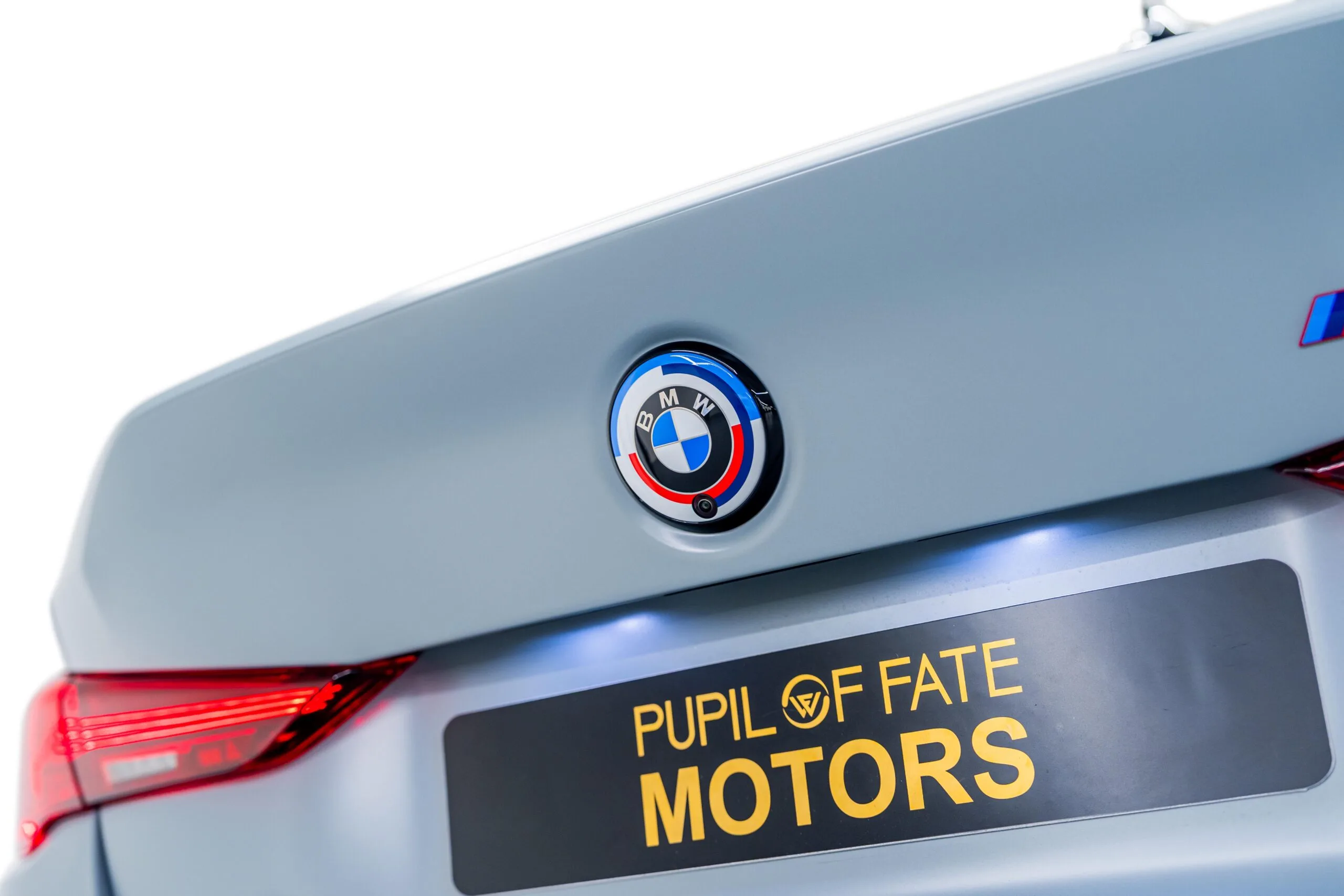 2023 BMW M4 CSL, 8/20