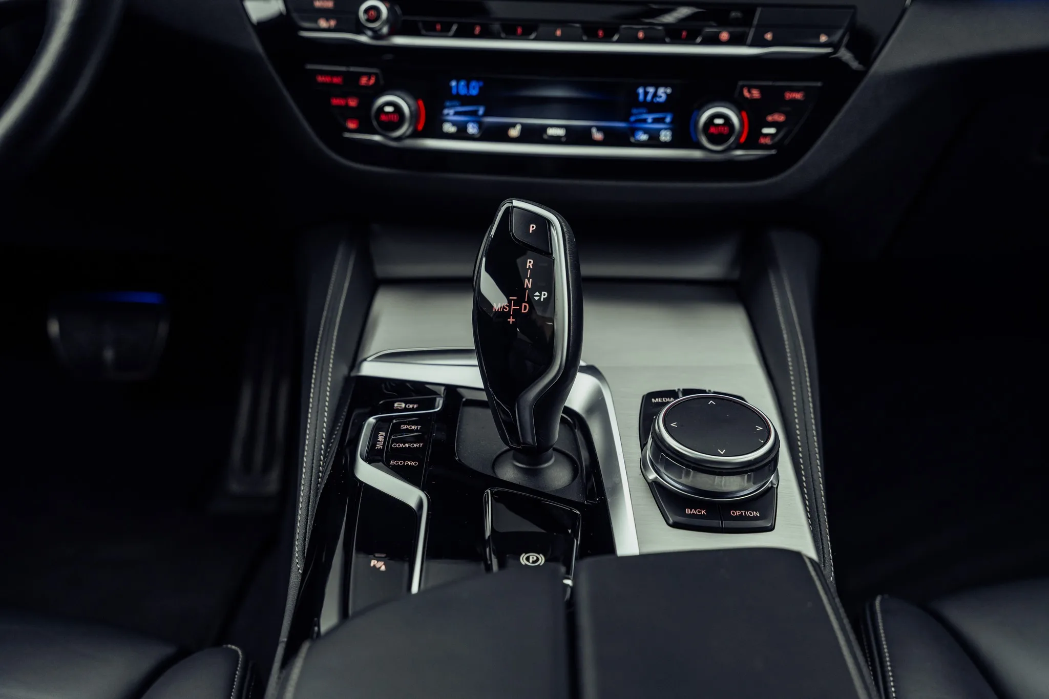 2023 BMW M550i, 14/24