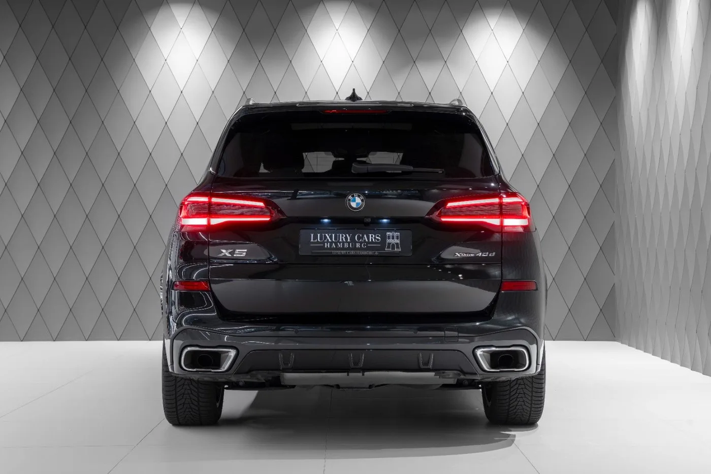2023 BMW X5 angeboten von einem Supersportwagenhändler in Schenefeld, Deutschland, Foto 6 von 25