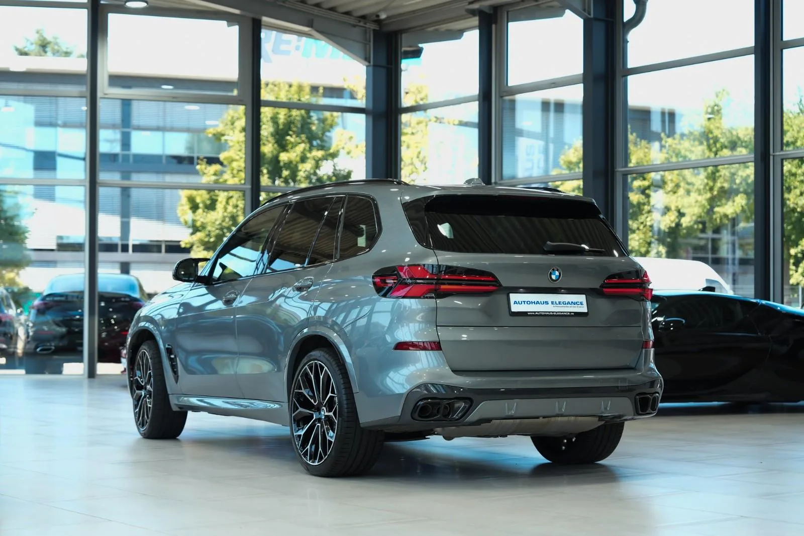 2023 BMW X5 M60i, 3/30
