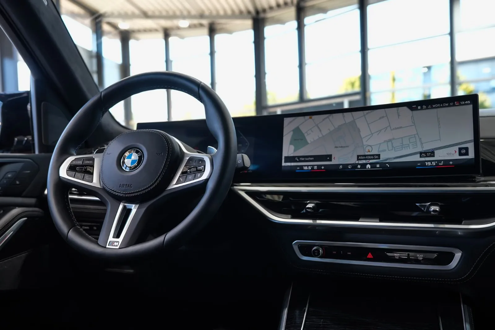 2023 BMW X5 M60i, 17/30