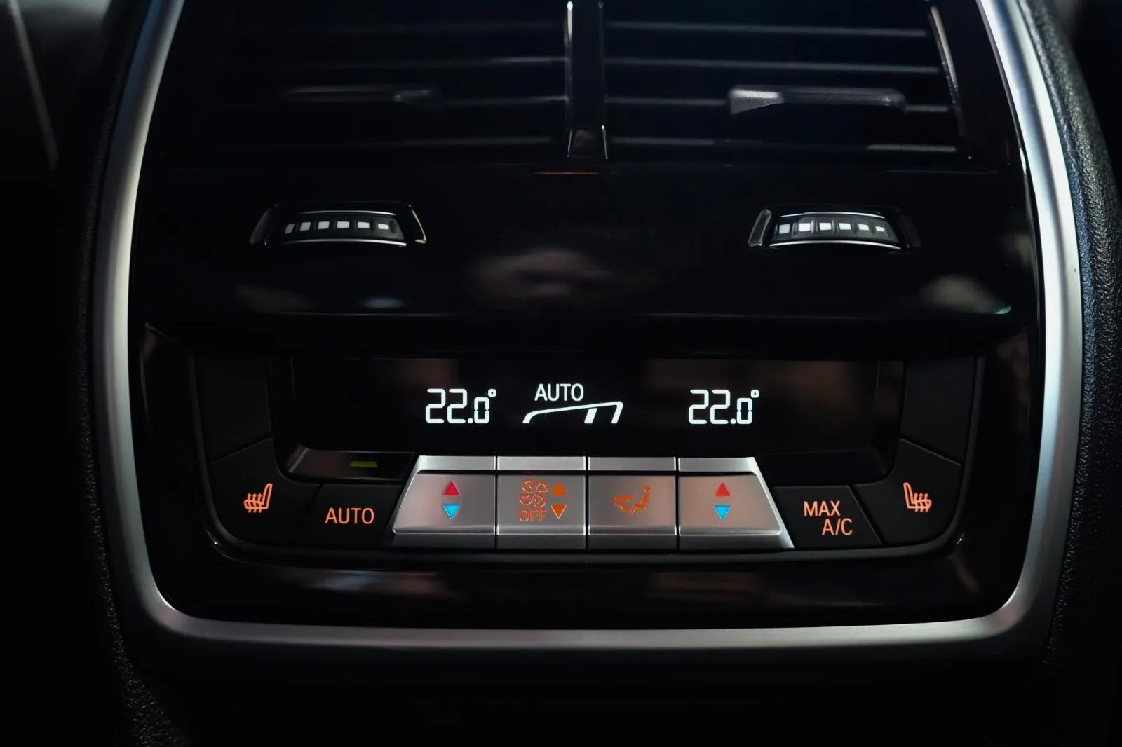 2023 BMW X5 M60i, 28/30