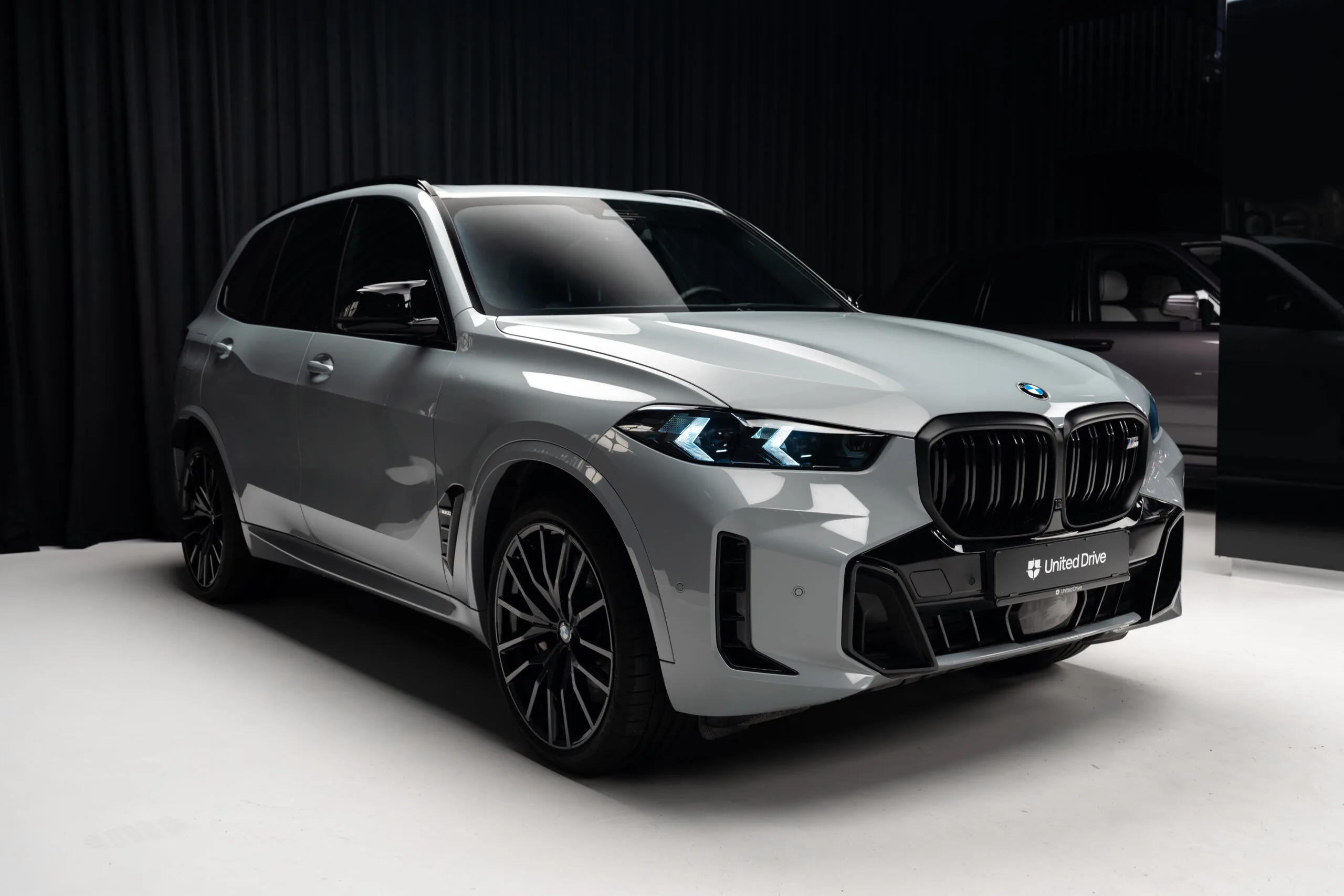 2023 BMW X5 M60i, 3/30