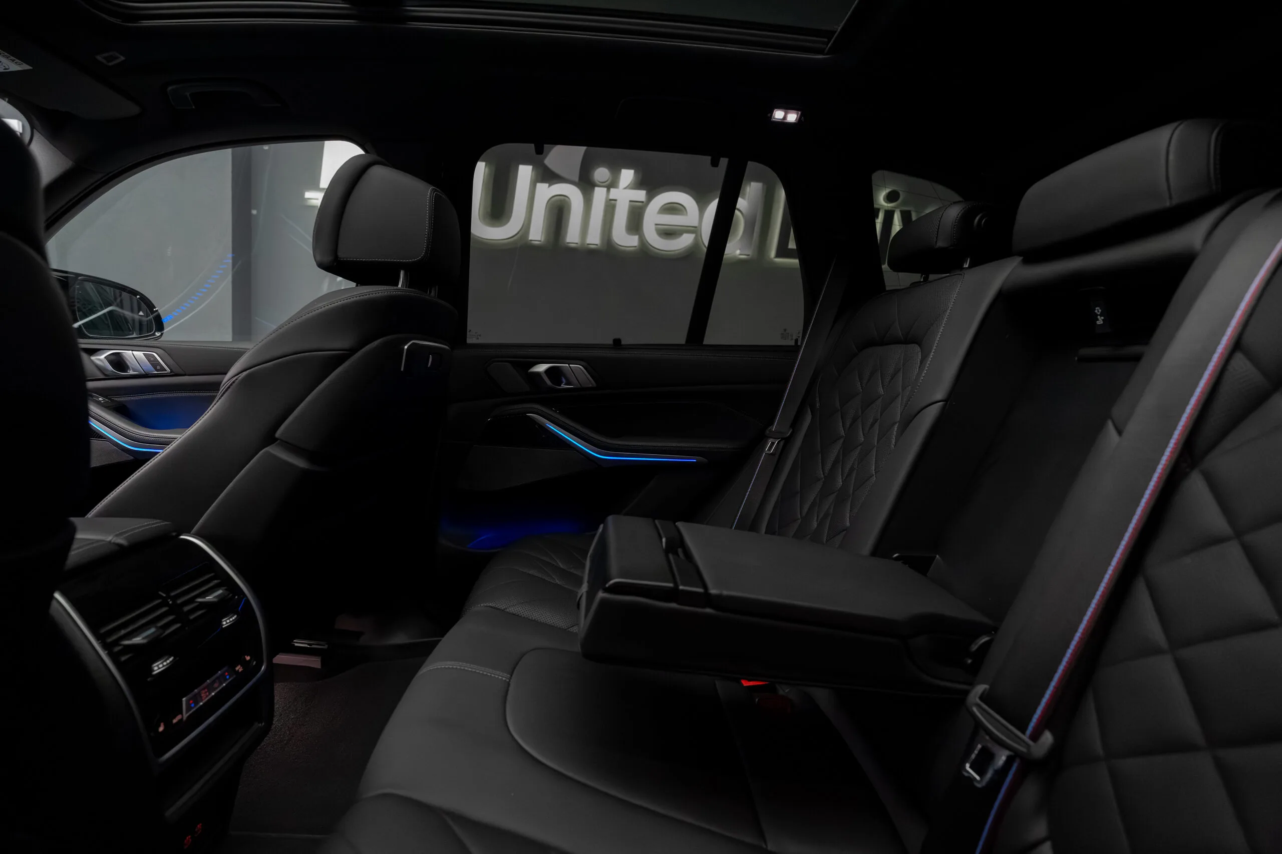 2023 BMW X5 M60i, 8/30