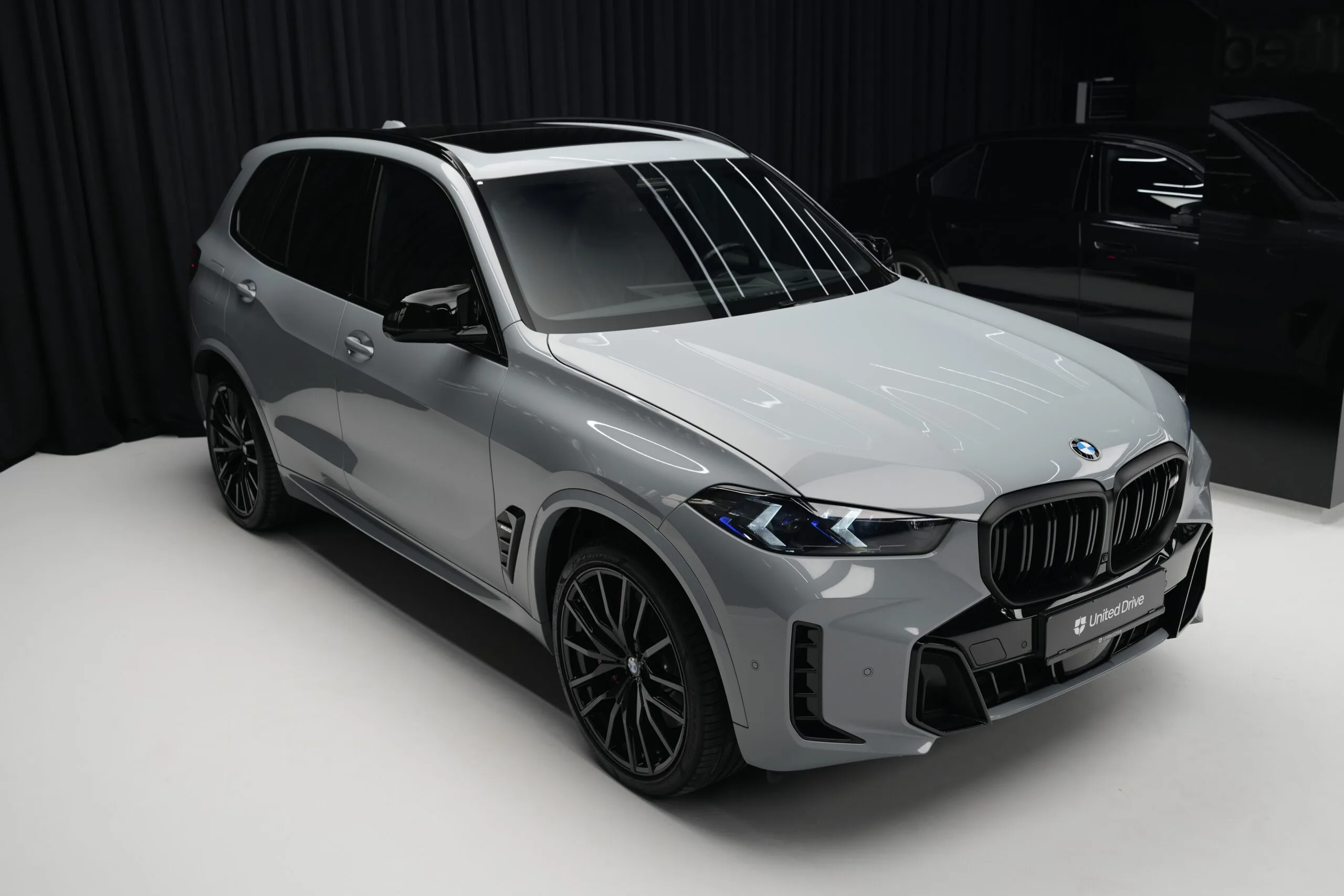 2023 BMW X5 M60i, 6/30