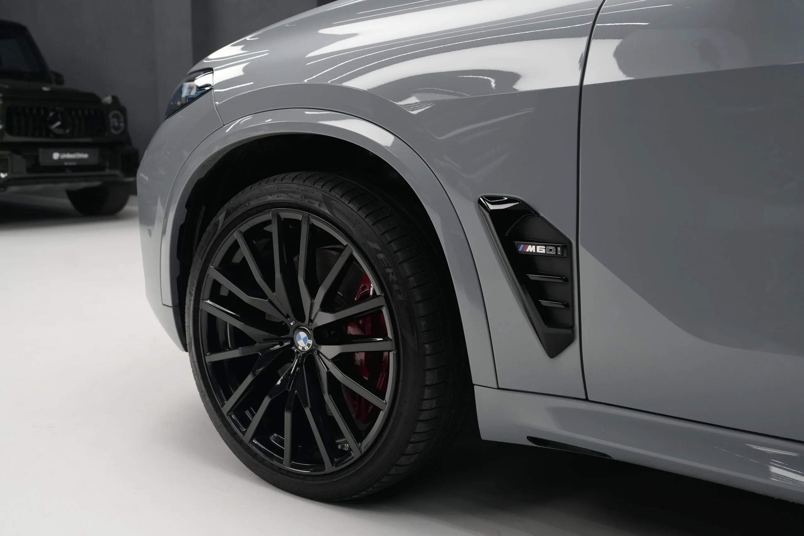 2023 BMW X5 M60i, 7/30