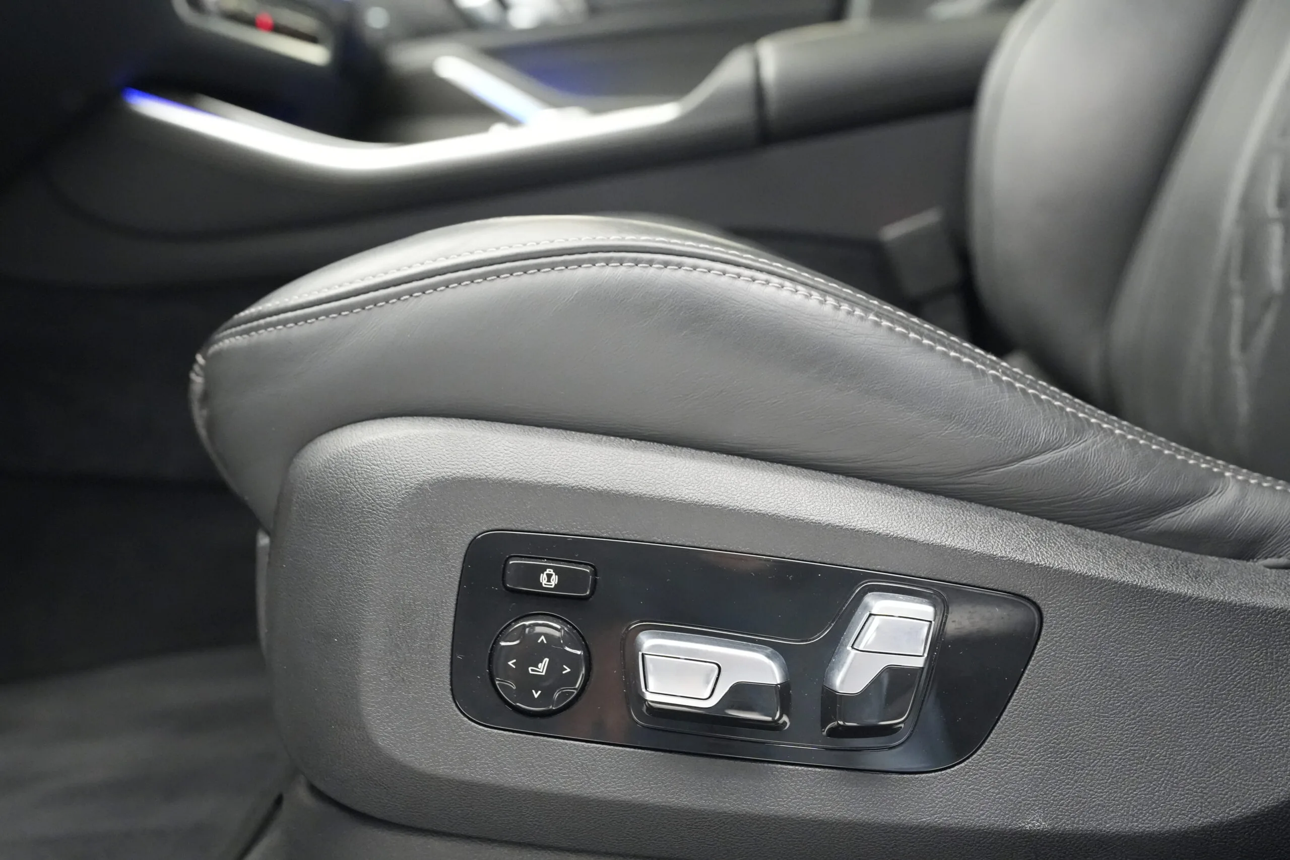 2023 BMW X5 M60i, 13/30
