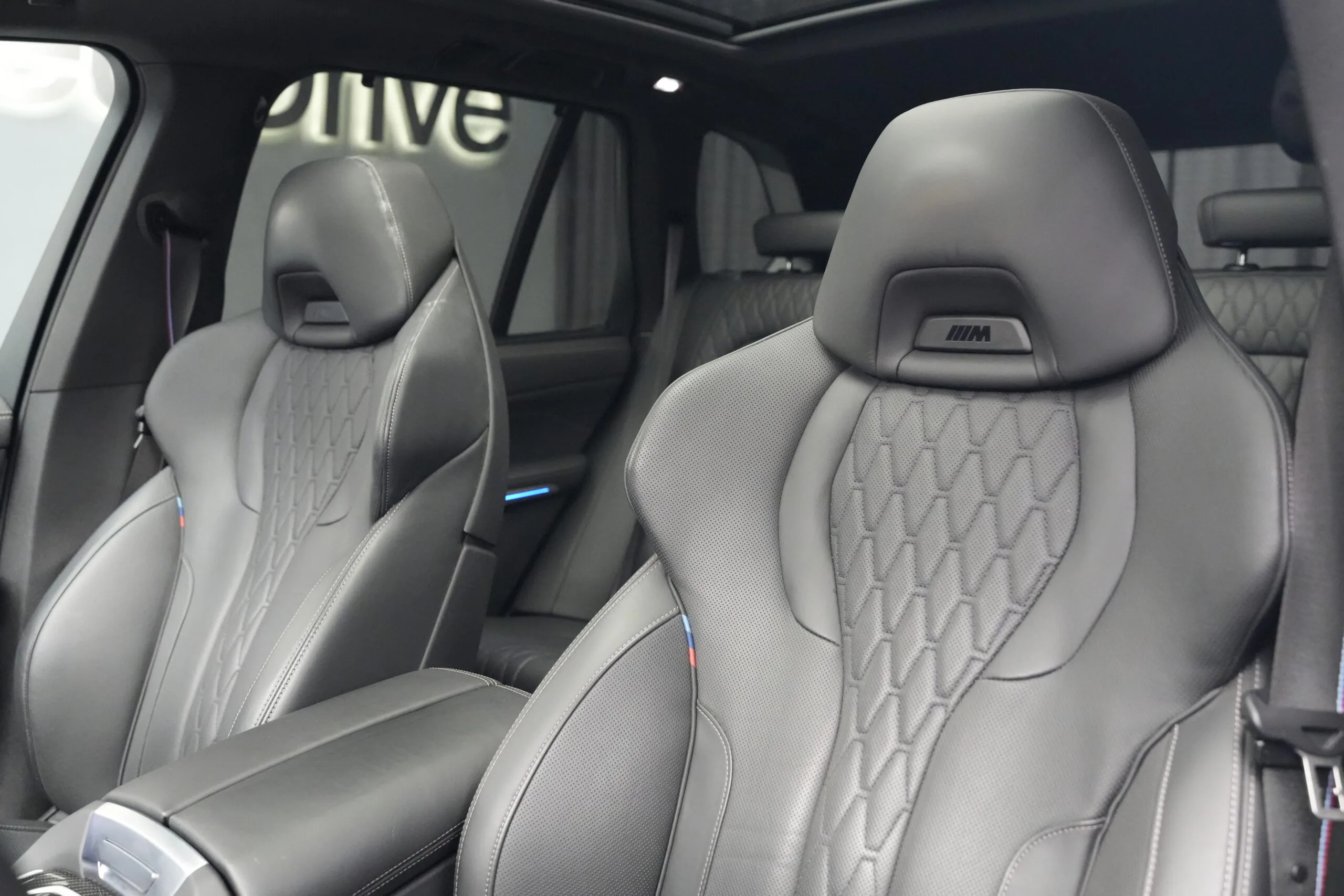 2023 BMW X5 M60i, 15/30
