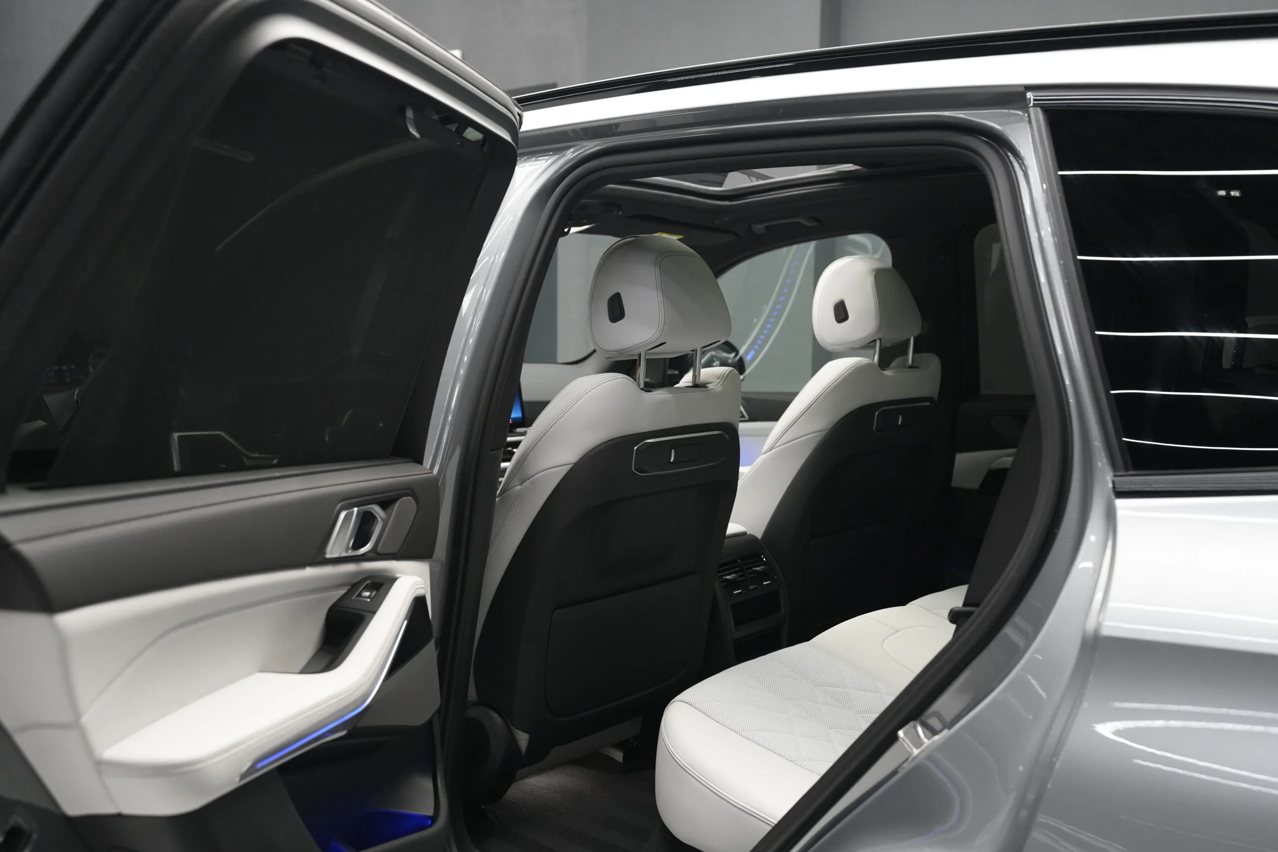 2023 BMW X5 M60i, 17/30