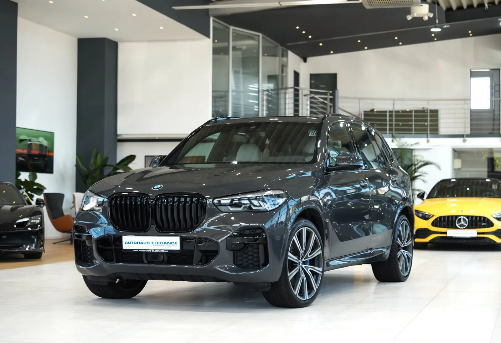 2023 BMW X5 xDrive25d angeboten von einem Fachhändler in Köln, Deutschland, Hauptfoto