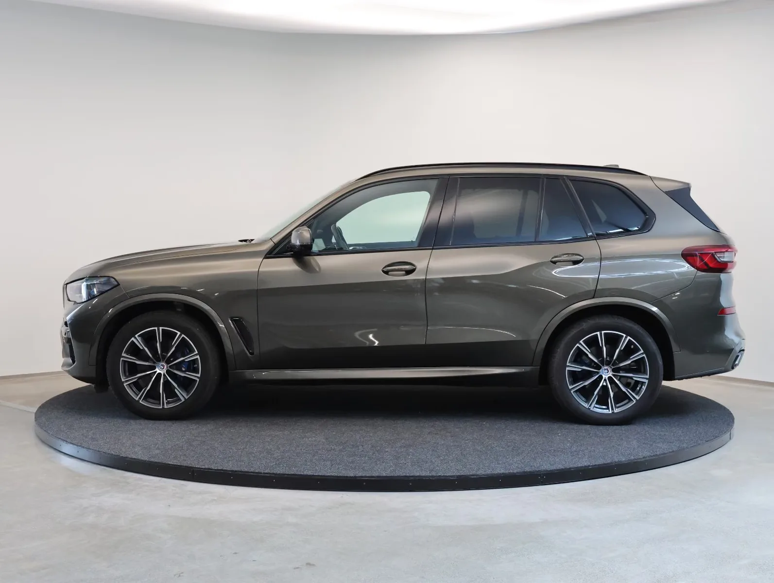 2023 BMW X5 xDrive30d M Sport, 5/25