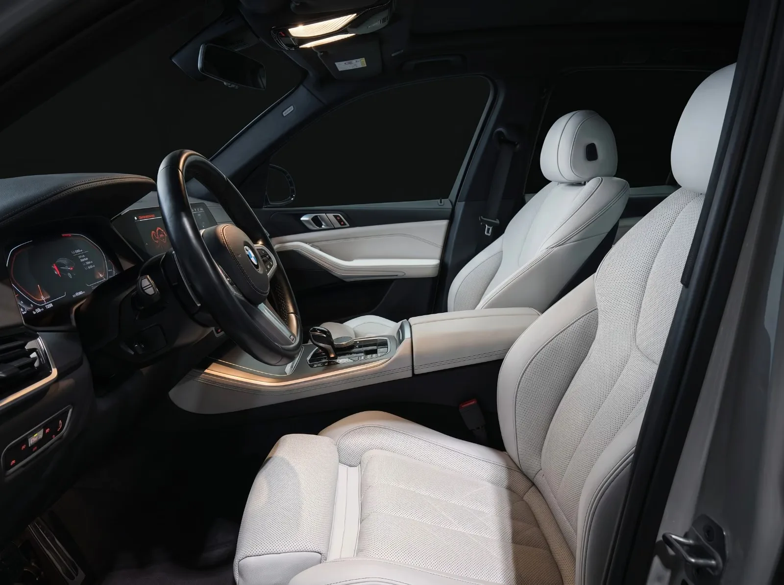 2023 BMW X5 xDrive30d M Sport, 11/13