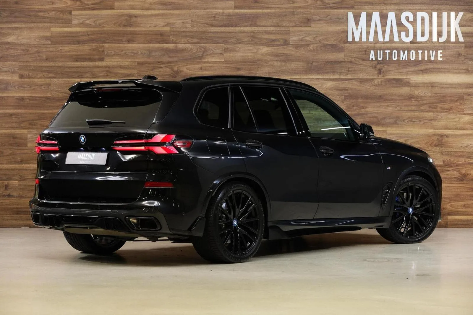 2023 BMW X5 xDrive50e M Sport, 7/30