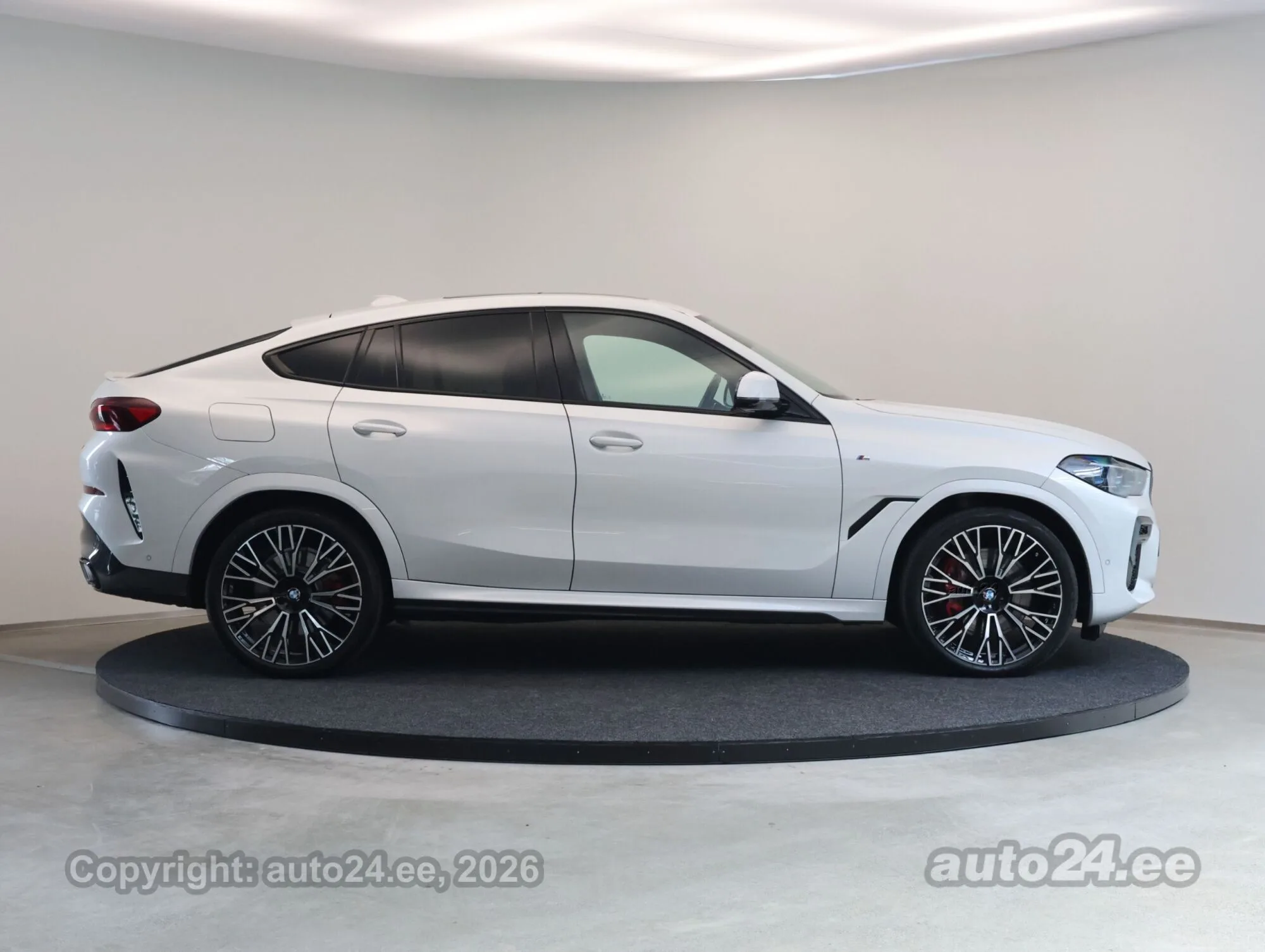 2023 BMW X6 xDrive40d, 6/25