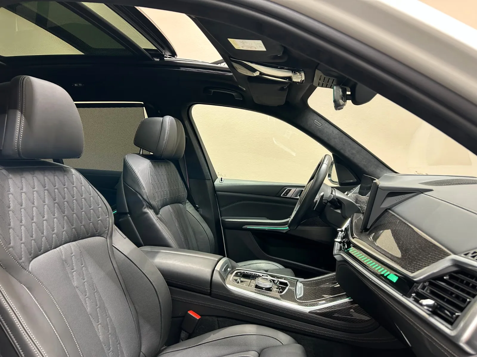 2023 BMW X7 M60i, 21/27