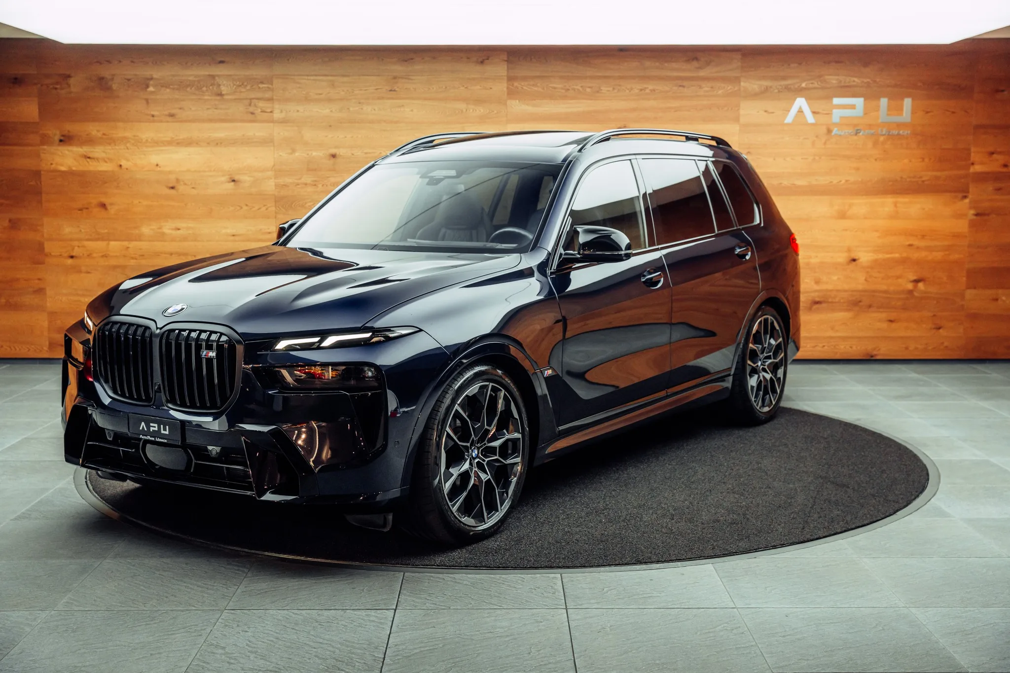 2023 BMW X7 M60i, 5/21