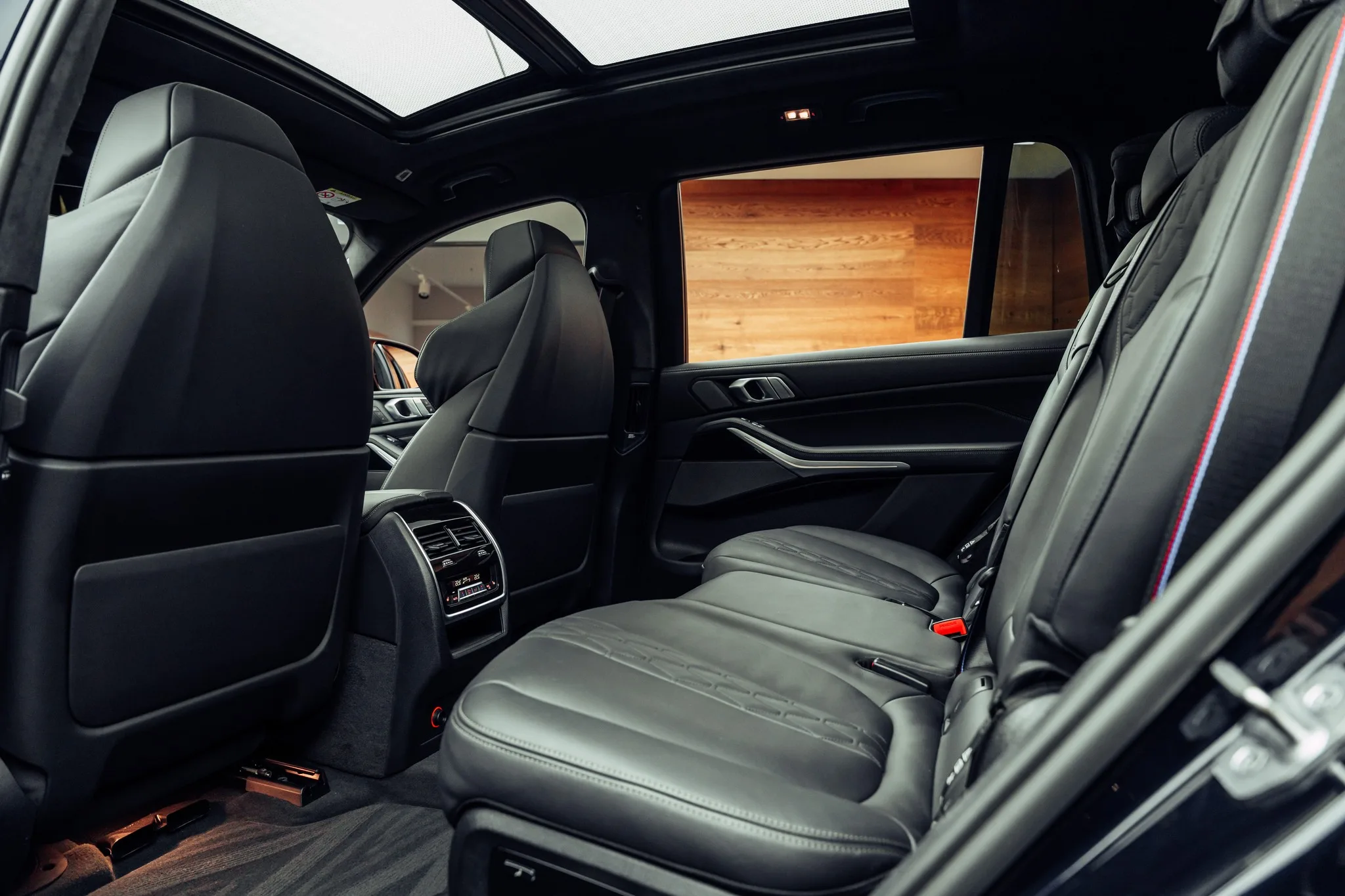 2023 BMW X7 M60i, 10/21