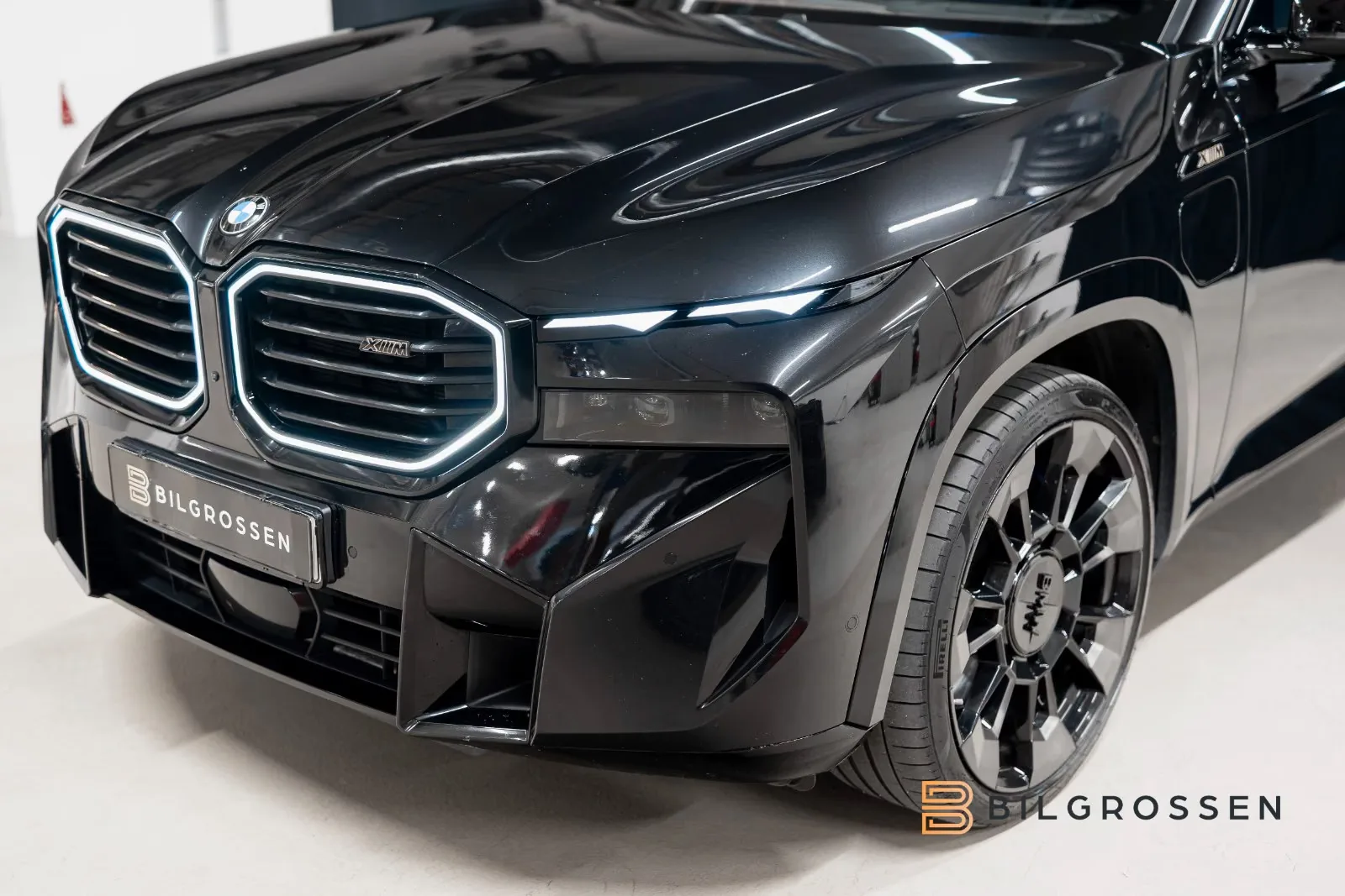 2023 BMW XM, 9/20