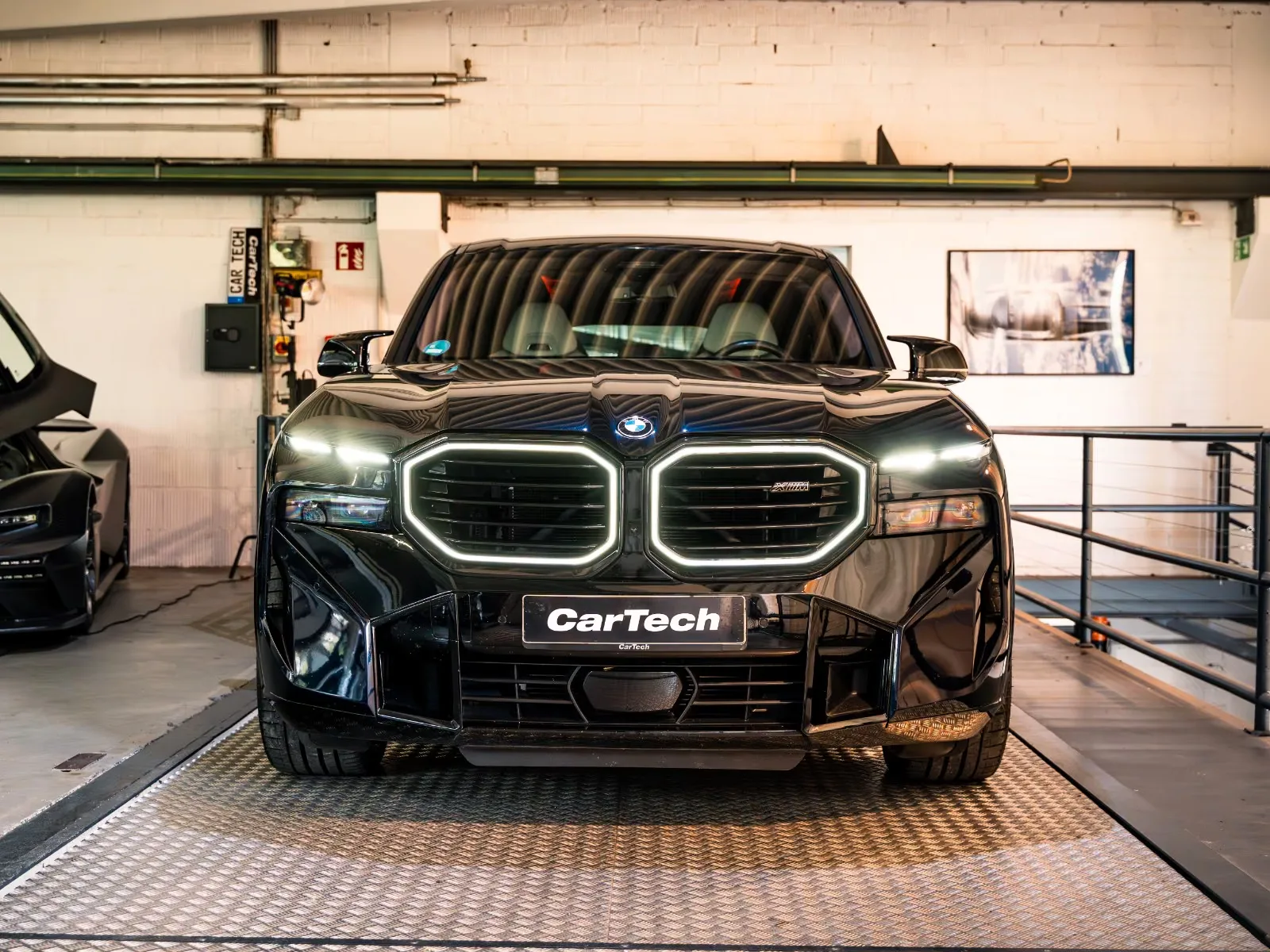 2023 BMW XM, 4/30