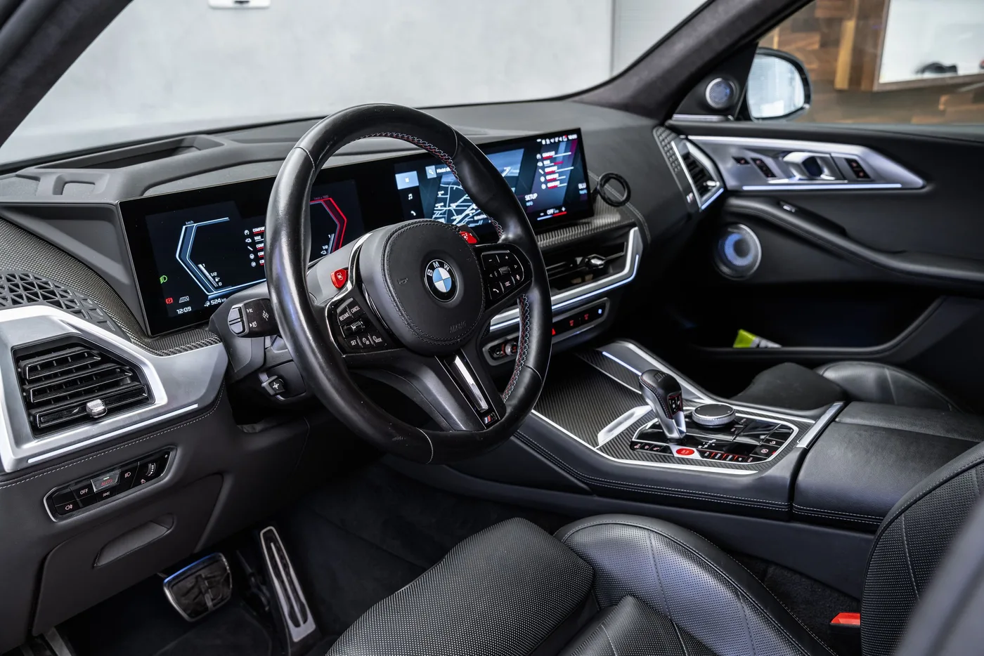2023 BMW XM Individual angeboten von einem Fachhändler in Ostrava, Tschechien, Foto 10 von 15