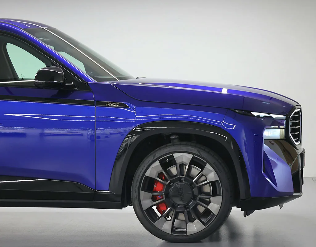 2023 BMW XM, 8/30