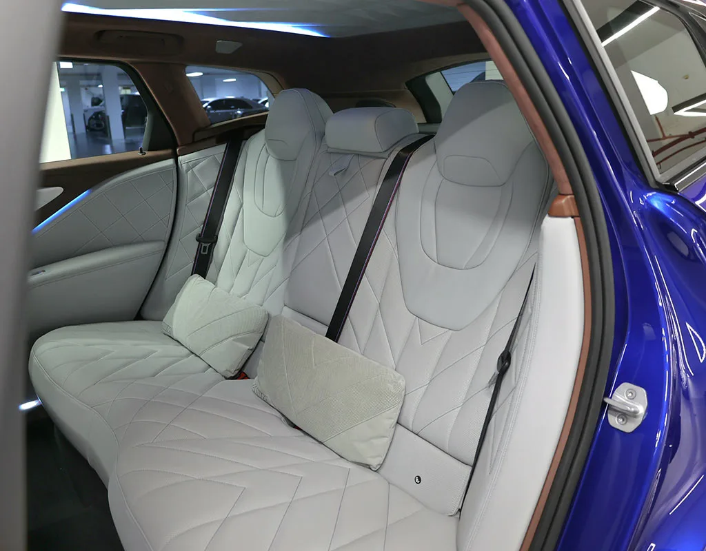 2023 BMW XM, 27/30