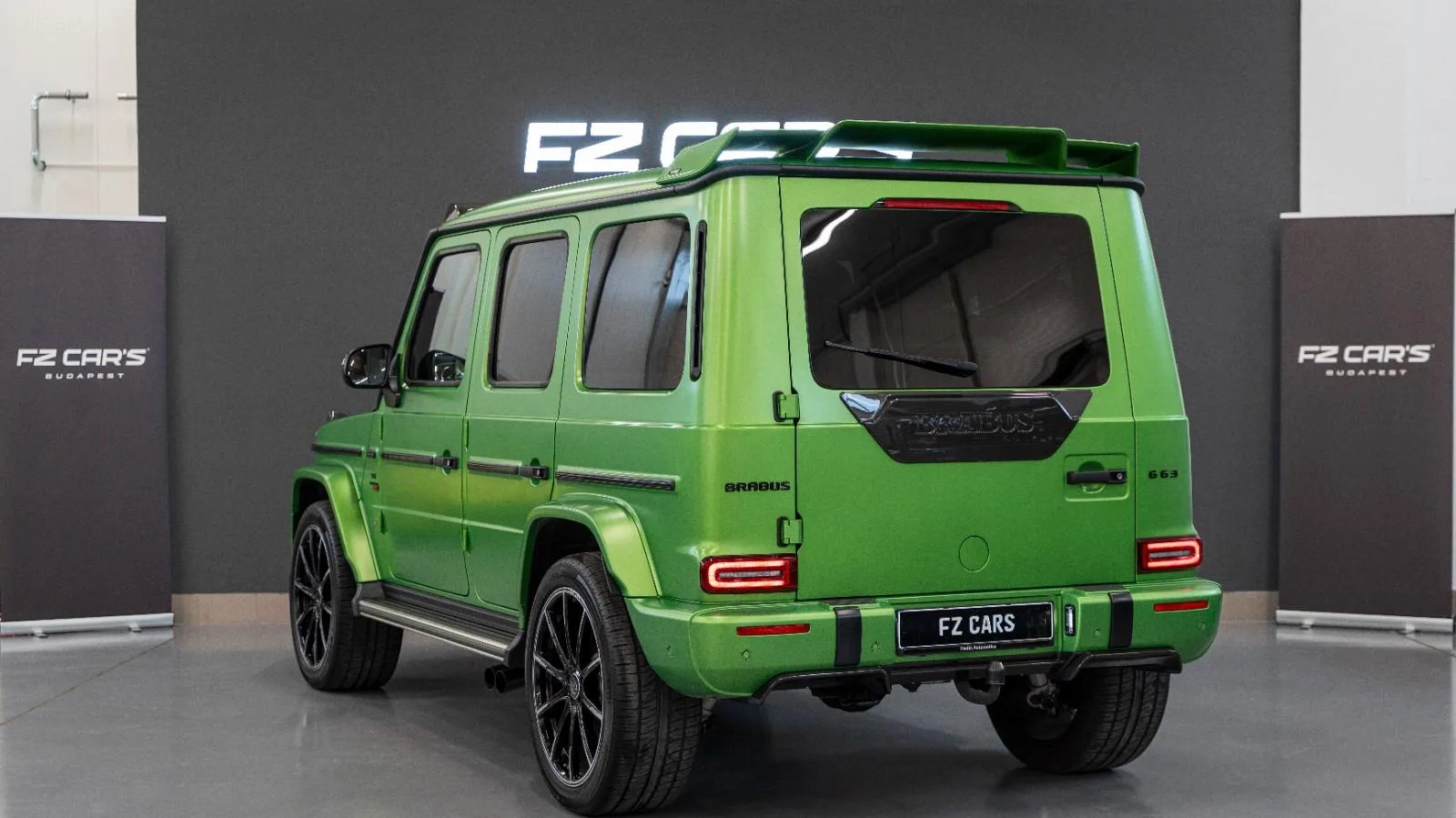 2023 BRABUS G 700, 3/13