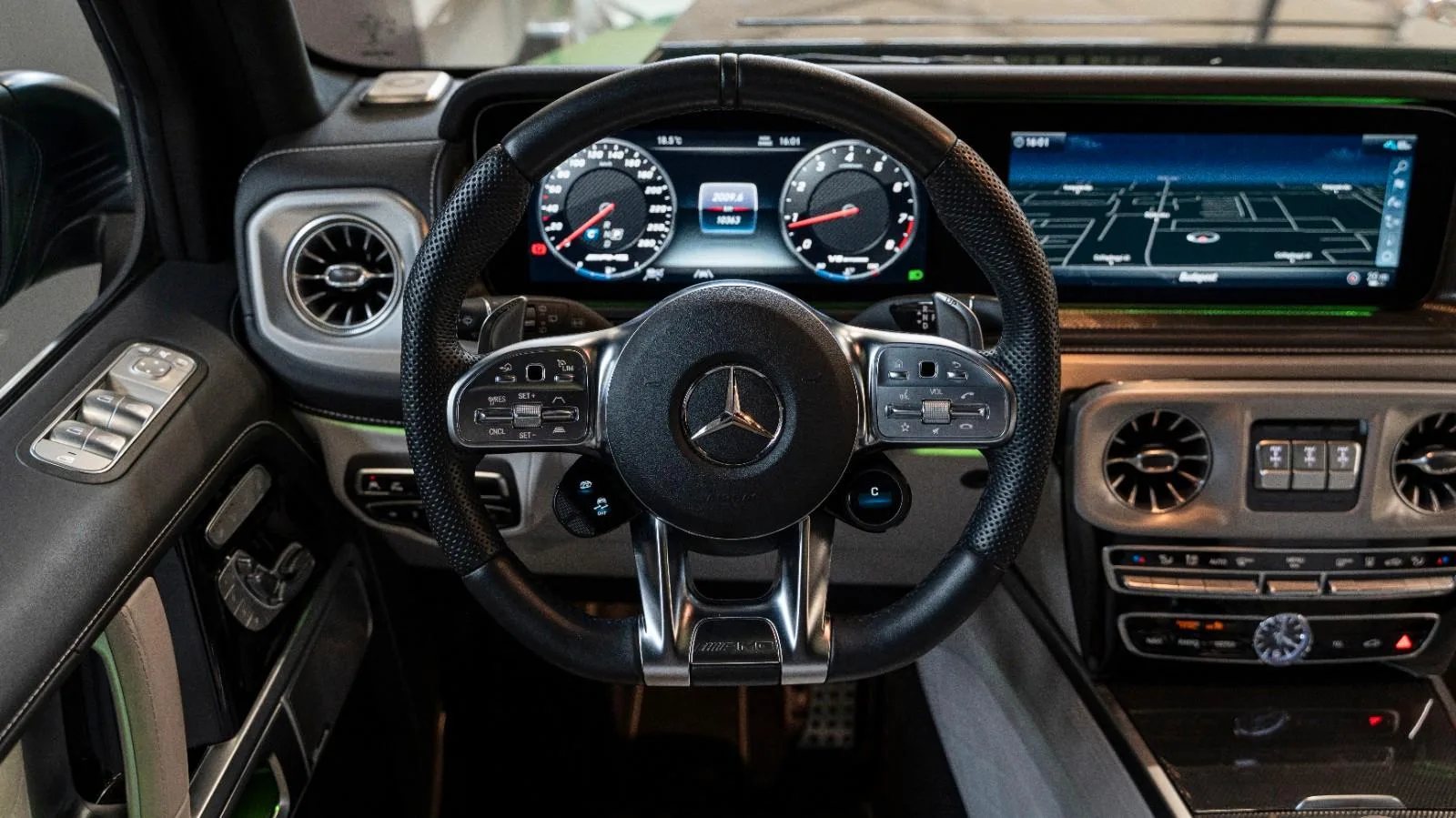 2023 BRABUS G 700, 7/13