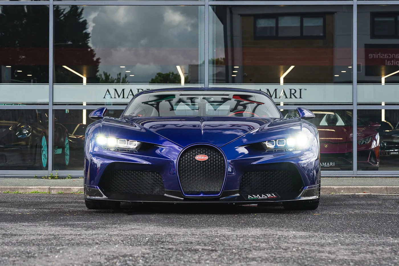 2023 Bugatti Chiron Super Sport offered by a supercar dealer in Preston, United Kingdom, photo 4 of 25