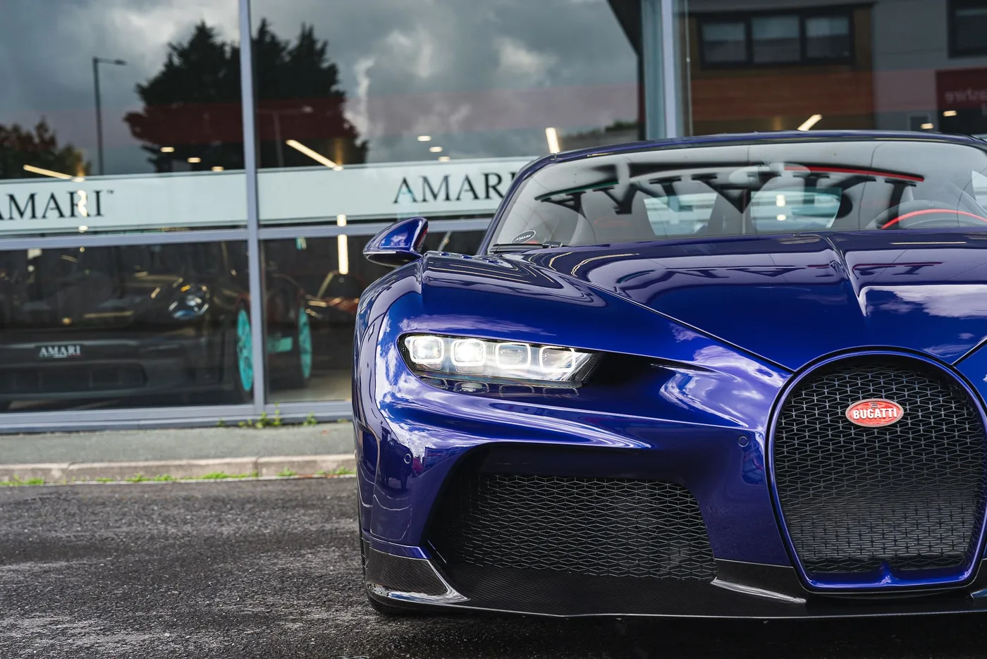 2023 Bugatti Chiron Super Sport offered by a supercar dealer in Preston, United Kingdom, photo 6 of 25