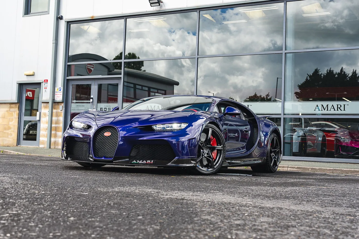 2023 Bugatti Chiron Super Sport offered by a supercar dealer in Preston, United Kingdom, photo 10 of 25
