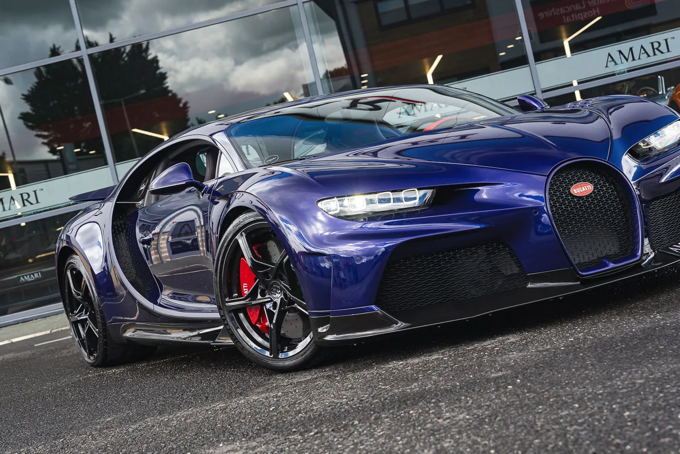 2023 Bugatti Chiron Super Sport offered by a supercar dealer in Preston, United Kingdom, photo 13 of 25