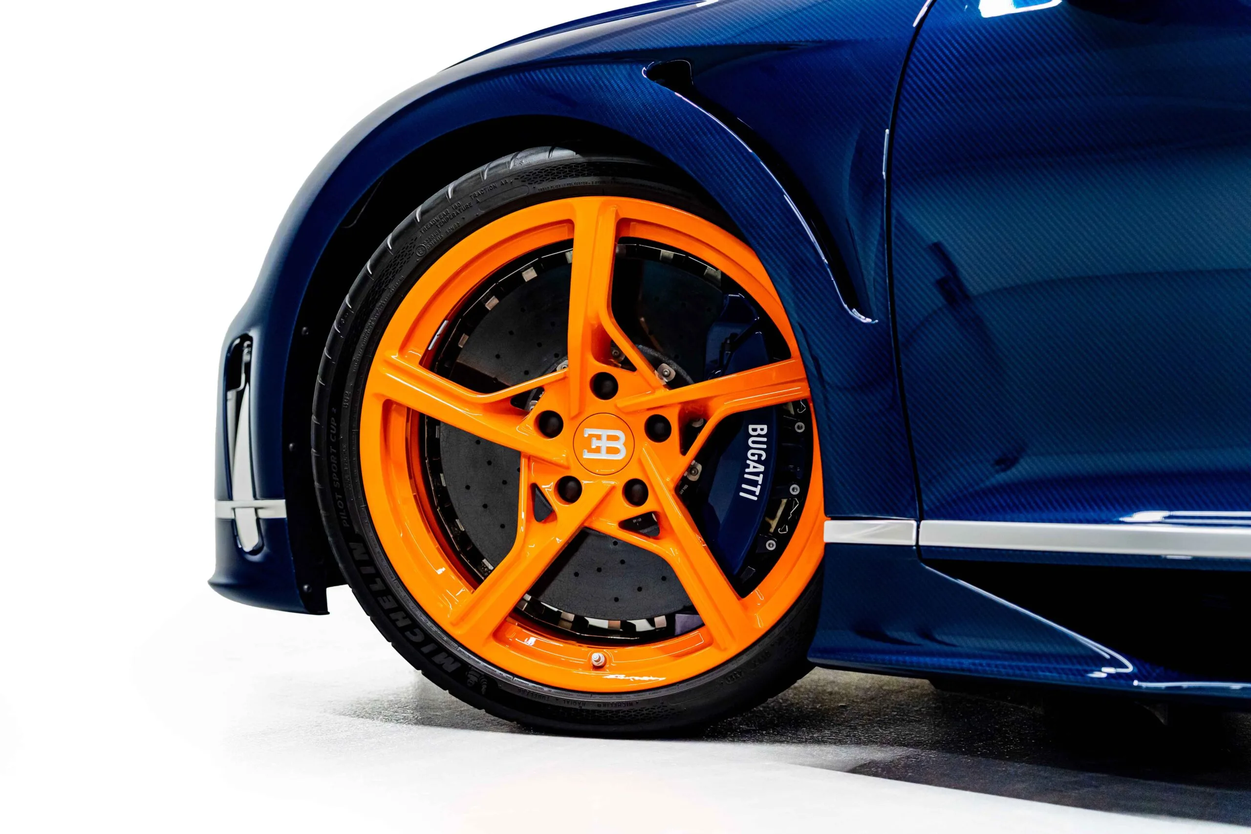 2023 Bugatti Chiron Super Sport, 8/20
